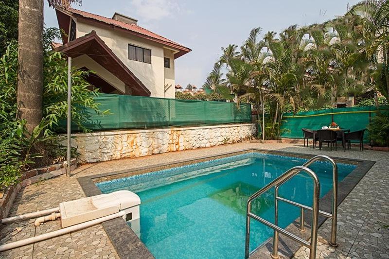 Seva Holidays Villa Ac Room 3Bh With Private Swmming Pool Big Living Room โลนาวาลา ภายนอก รูปภาพ