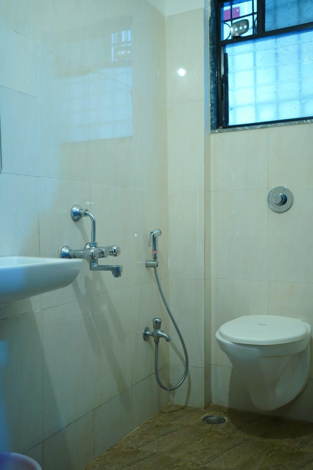 Seva Holidays Villa Ac Room 3Bh With Private Swmming Pool Big Living Room โลนาวาลา ภายนอก รูปภาพ